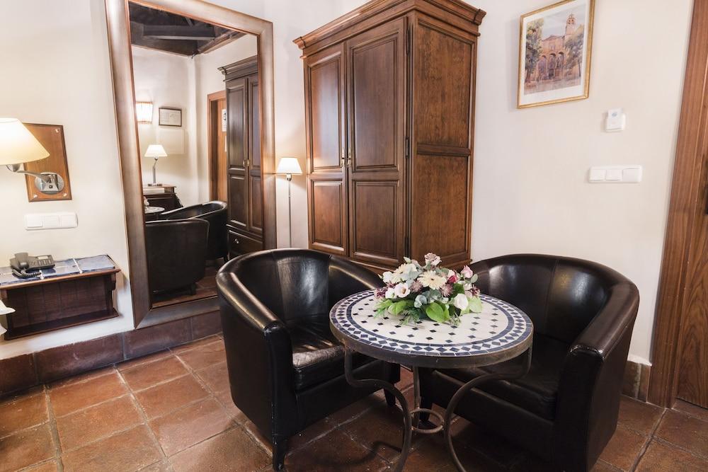 Hotel Casa Palacio Pilar Del Toro Granada
